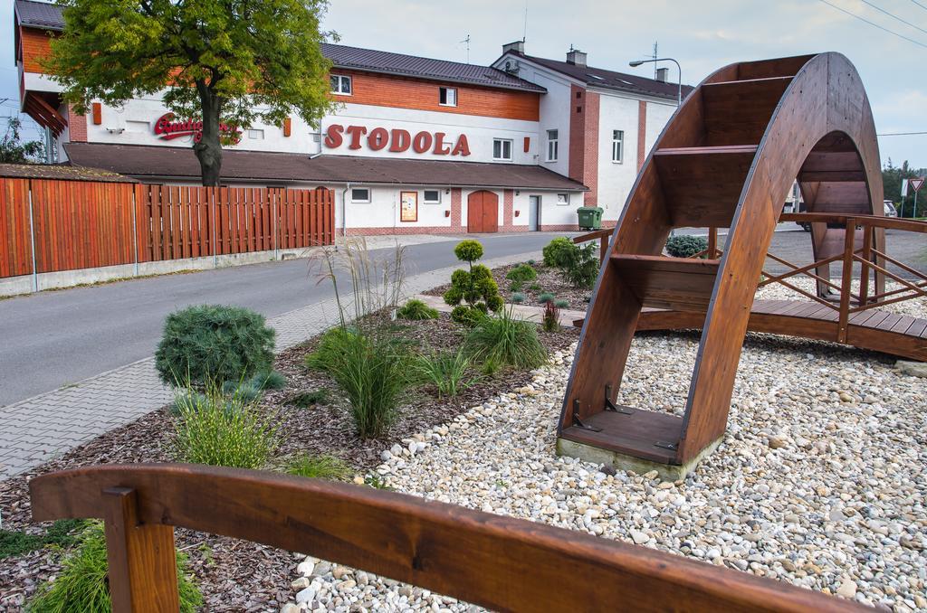Trebovicky Mlyn Hotel Ostrava Buitenkant foto