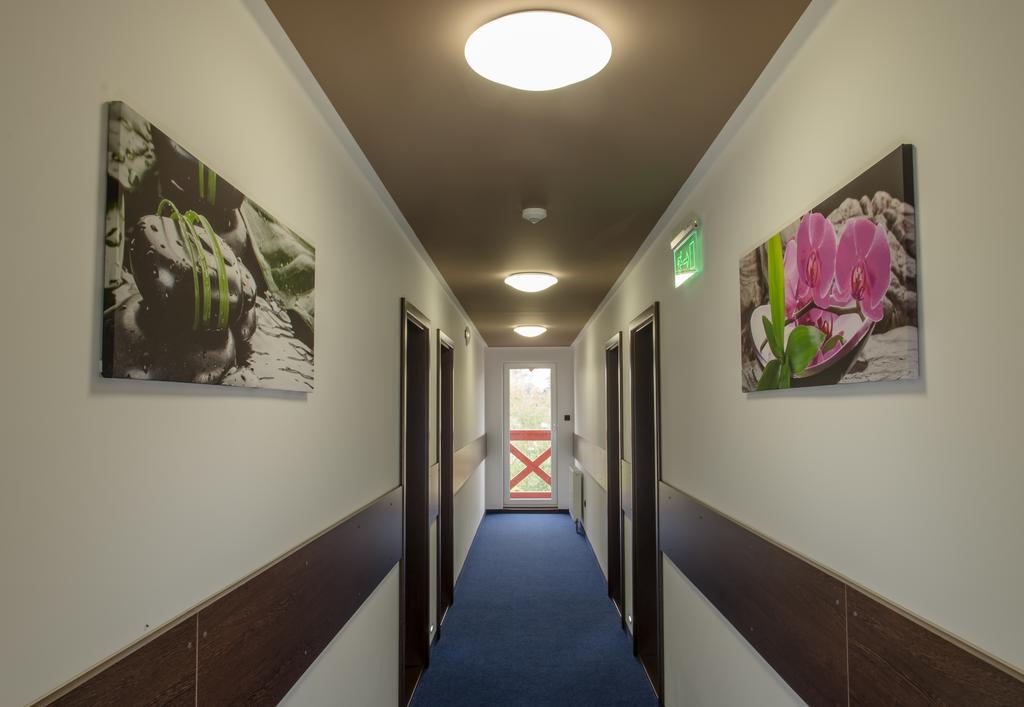 Trebovicky Mlyn Hotel Ostrava Buitenkant foto
